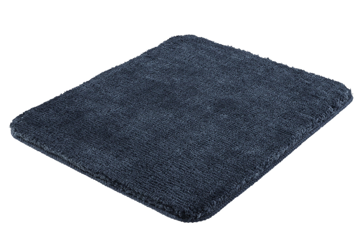 Rechteckige, dunkelblaue Badematte mit dichtem, weichem Flor, hochflorig