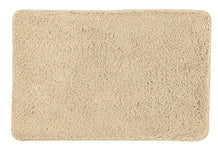 Rechteckige, flauschige Badematte in Beige mit weicher Hochflor-Oberfläche