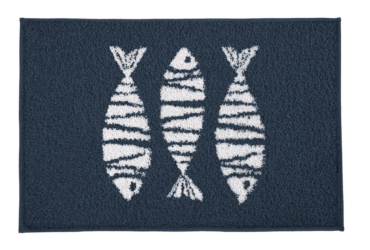 Dunkelblaue Badematte mit drei weißen, gestreiften Fischmotiven