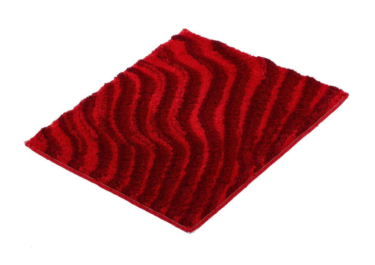 Roter rechteckiger Badteppich mit wellenförmigem Hoch-Tief-Muster