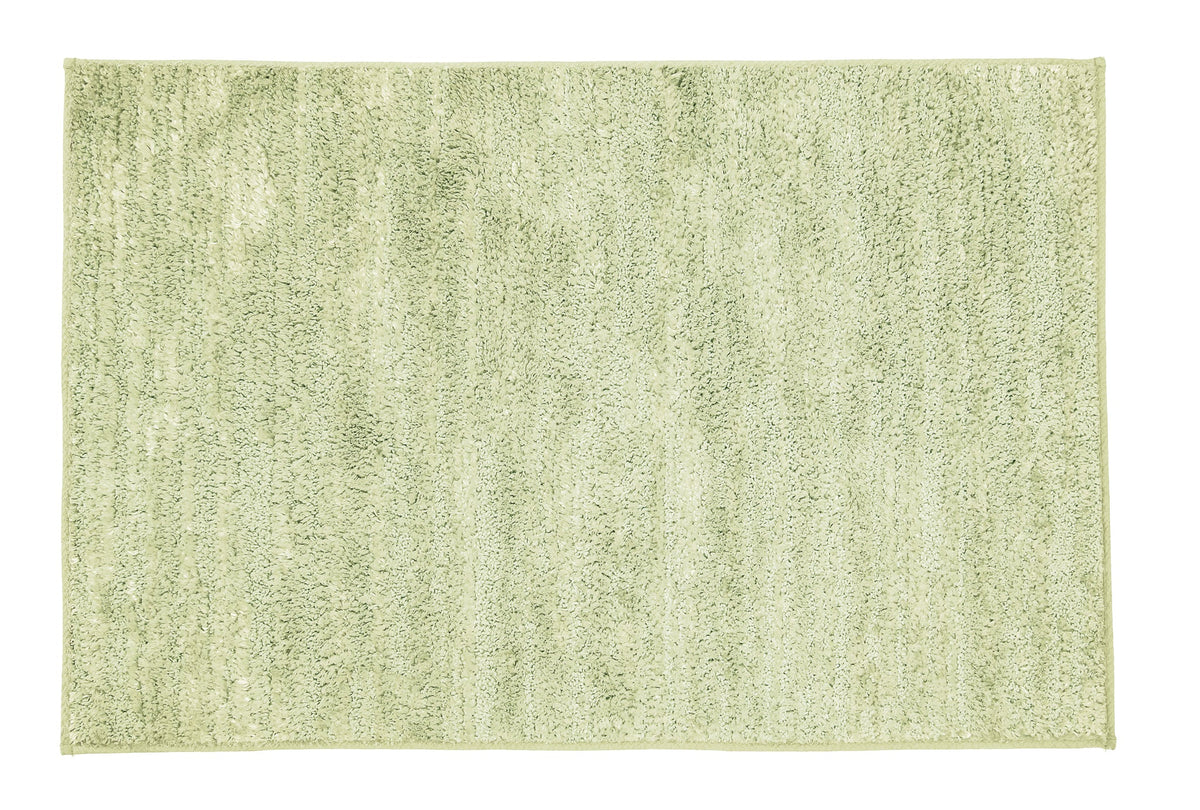 Rechteckiger, hellgrüner, flauschiger Badteppich mit hoher Florstruktur