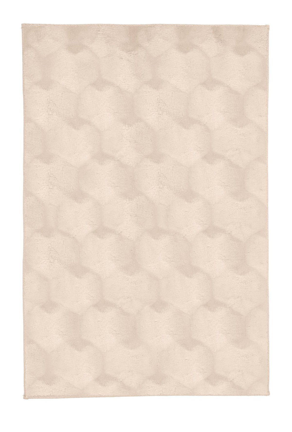 Rechteckiger cremefarbener Teppich mit weichem Hexagonmuster.