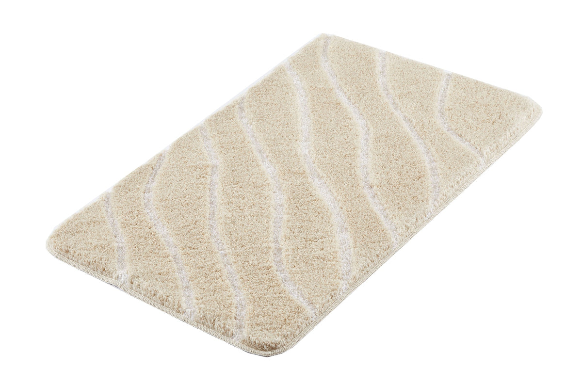 Rechteckige beige Badematte mit weichem Flor und Wellenmusterstruktur