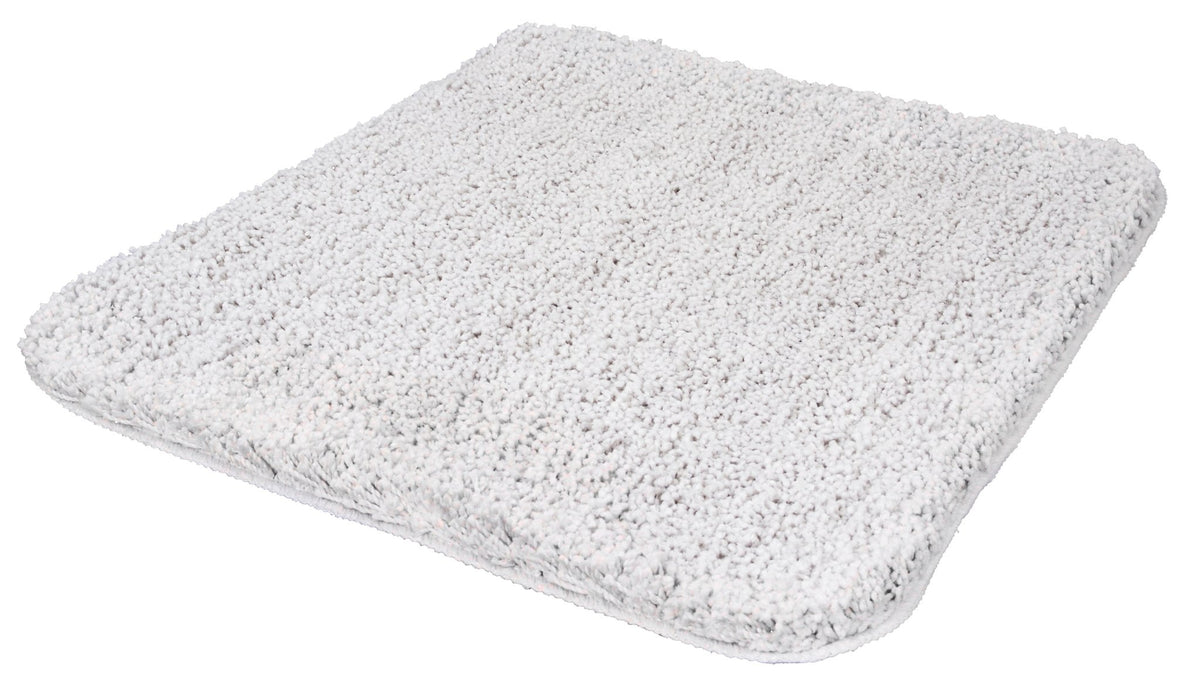 Hellgraue, quadratische Badematte mit dichtem, flauschigem Hochflor
