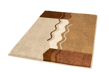 Rechteckige Badematte in Beige und Braun mit welligem Linienmuster
