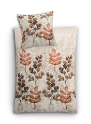 Bettwäsche-Set mit braun-orangen Blättern auf cremefarbenem Grund