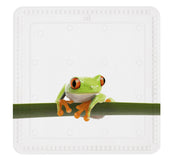 Weiße Badematte mit grünem Frosch auf Ast in der Mitte als Motiv