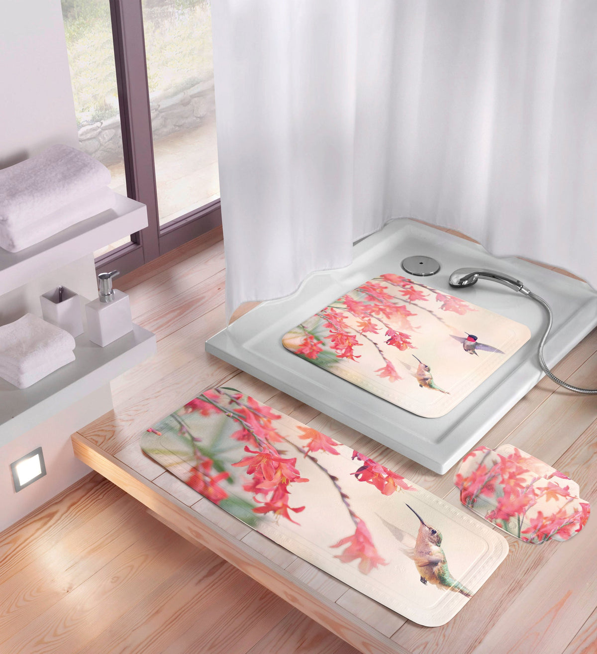 Badematten-Set mit Kolibri- und Herbstblütenmotiv in Dusche weiß