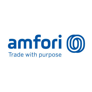Blaues amfori-Logo mit Schriftzug Trade with purpose auf weißem Grund