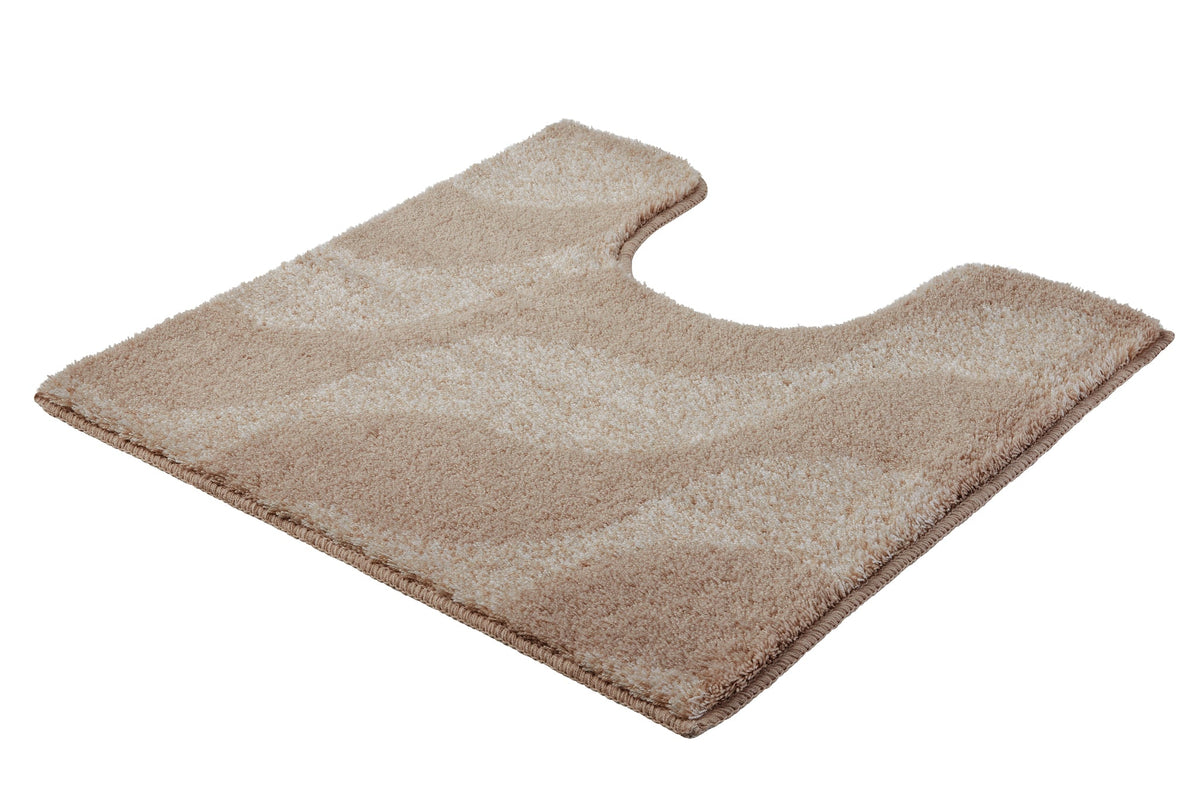Beige WC-Vorleger in U-Form mit dezentem Wellenmuster aus Hochflorteppich