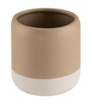Becher aus Keramik in Beige mit weißem Rand am unteren Bereich