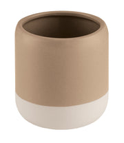 Becher aus Keramik in Beige mit weißem Rand am unteren Bereich
